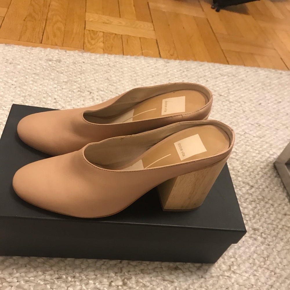 New Dolce Vita mules